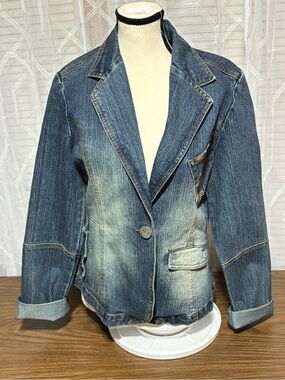 Vintage Becca Femme L denim blazer. Sleeve 26 20 p2p 23L 3 pockets